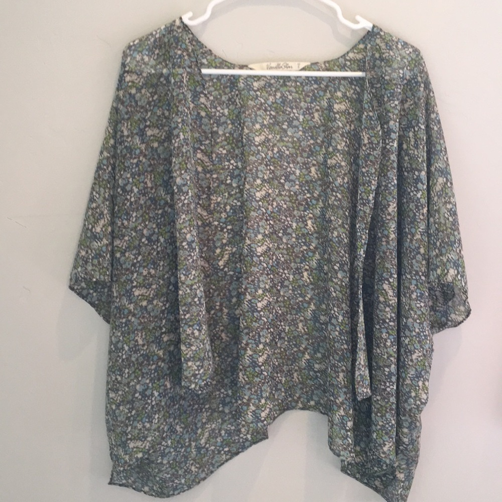 Green and blue flower kimono